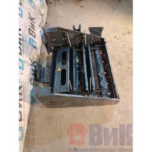 Ящик АКБ MAN TGS (узкий) 040584 (164)-3