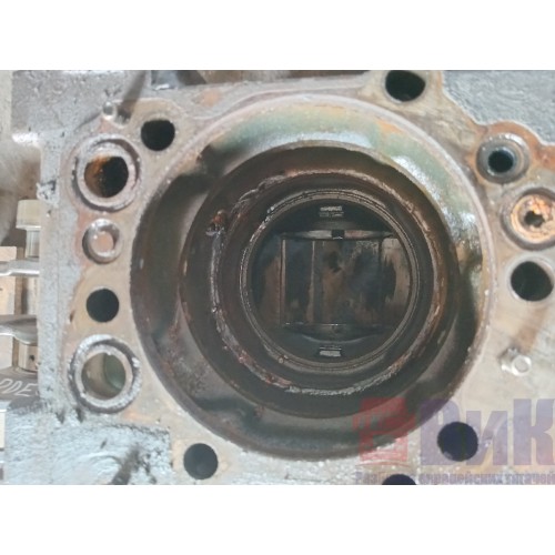 Блок цилиндров двигателя Scania-4 PDE 420 (184)-7