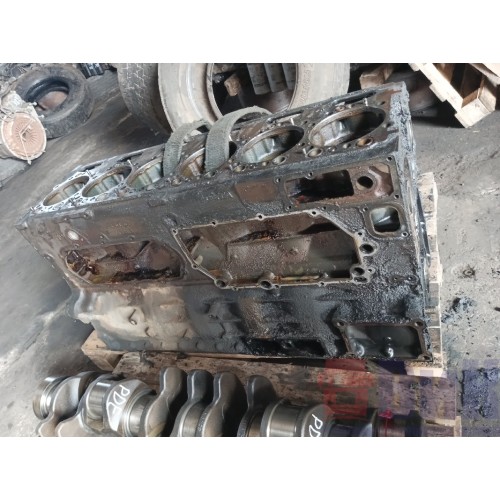 Блок цилиндров двигателя Scania-4 PDE 420 (184)-9