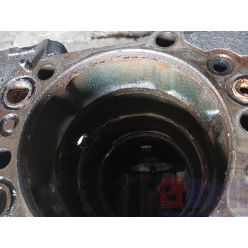 Блок цилиндров двигателя Scania-4 PDE 420 (184)-25