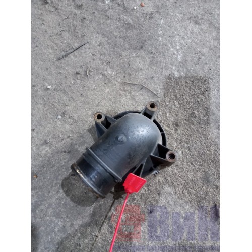 Патрубок термостата Renault/Volvo/DXI 11/12/13/ D13 (984)