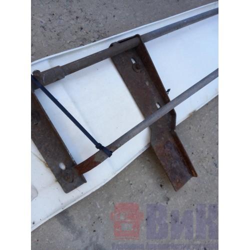 Спойлер кабины MAN ш.к. боковой LH неориг. деф. (954)-5