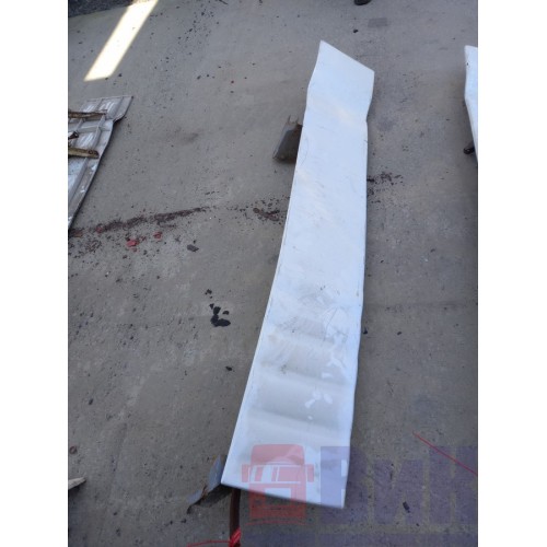 Спойлер кабины MAN ш.к. боковой RH неориг. (956)