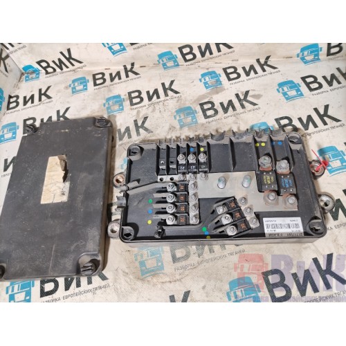 Коробка распределительная Volvo FH 4 704890 с предохранителями (520)-3