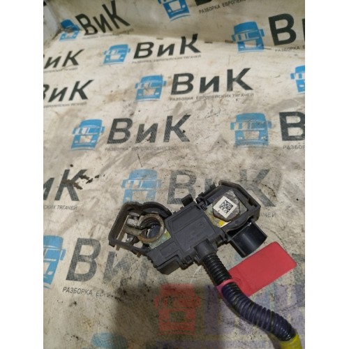 Датчик АКБ Volvo FH 4 704890 (557) -1