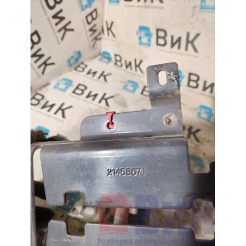 Кронштейн проводки Volvo FH 4 704890 (444)-1