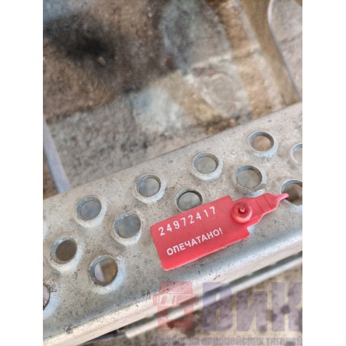 Лестница ящика АКБ Volvo FH 4 704890 (417)-1