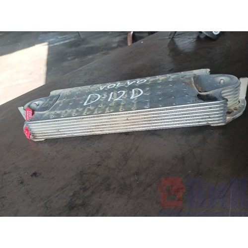 Радиатор теплообменника Volvo D12D (359)-1