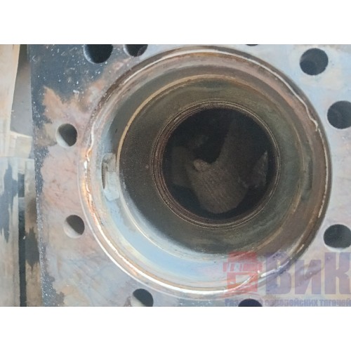 Блок цилиндров двигателя Volvo D12D (321)-9