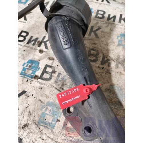 Маслозаливная горловина Scania R 440 318231 (309)-4