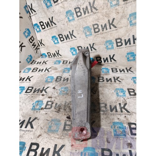 Кронштейн радиатора Scania R 440 318231 (259)-2