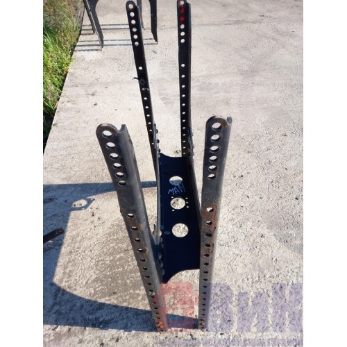 Траверса MAN центральная (23 отверстия) (784) -5