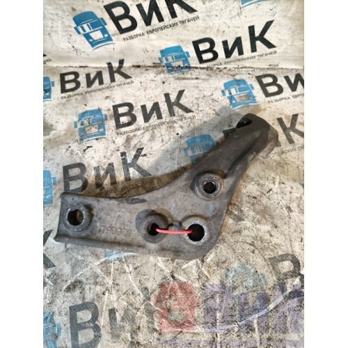 Кронштейн усилителя бампера Scania R 440 318231 RH (174)-1