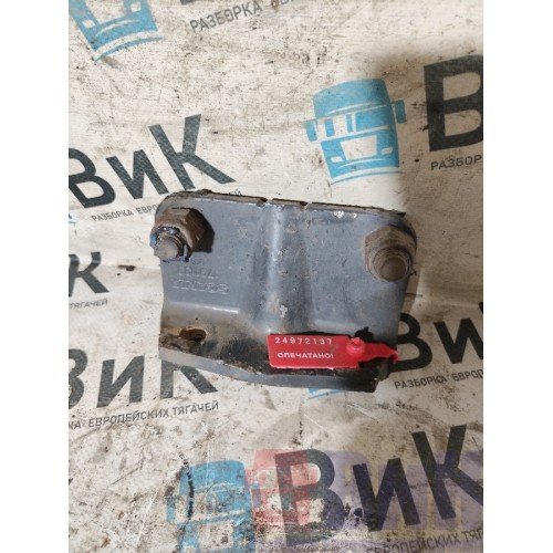 Кронштейн задней пневмоподушки Scania R 440 318231 (137)