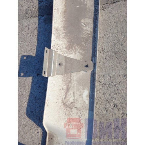 Спойлер кабины DAF CF RH (450)-1