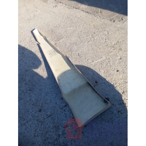 Спойлер кабины DAF CF RH (451)-2