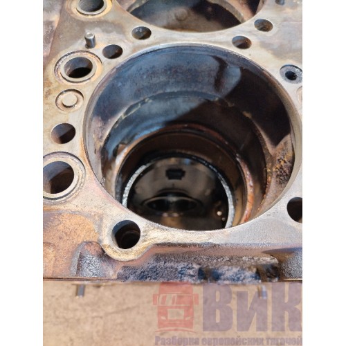 Блок цилиндров двигателя Scania HPI DC 12 P 380 023941 c деф. (001)-14