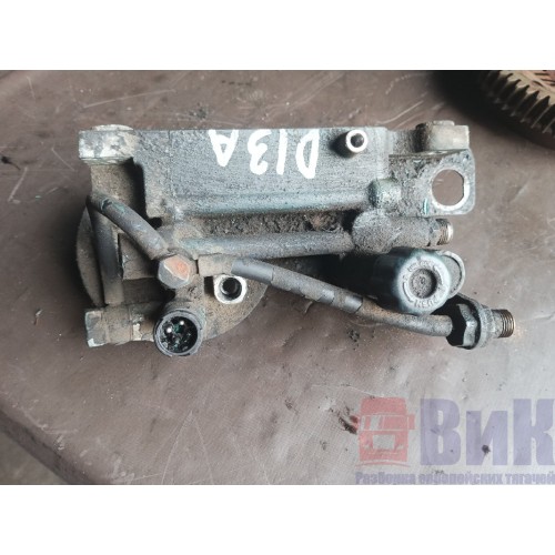 Корпус топливных фильтров Volvo D13A с датчиком (410) -3