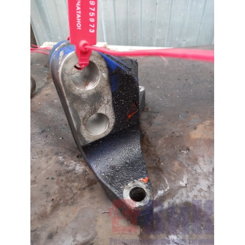 Кронштейн двигателя Volvo D13A задний LH (973)-2