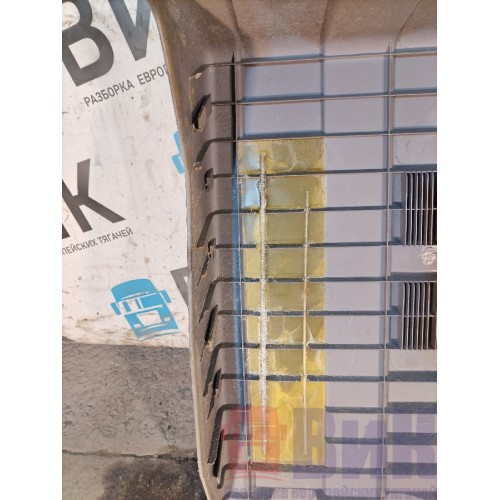 Крышка ящика АКБ Iveco EuroStar 160577 (038)-2