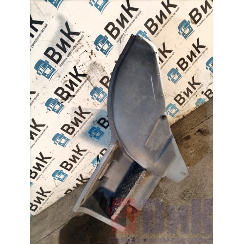 Подножка кабины Iveco EuroStar 160577 в сборе LH (021)