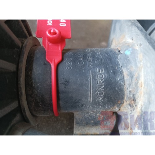 Подушка под кабину Renault Magnum DXI MONROE задняя (540)-6