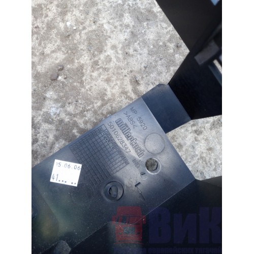 Корпус панели приборов Renault Magnum DXI 12 (653)-4