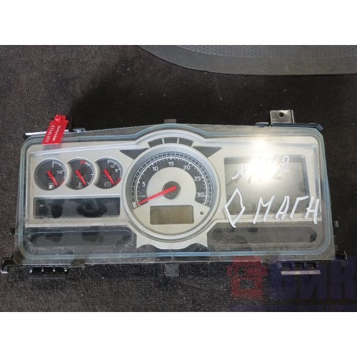 Панель приборов Renault Magnum DXI (533)