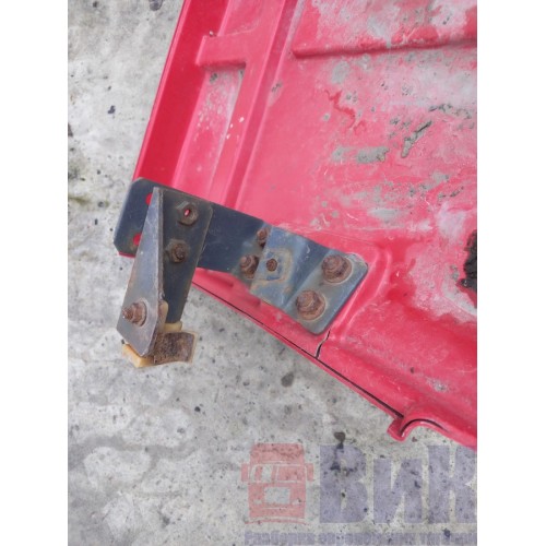 Спойлер кабины Iveco stralis боковой верхний деф. LH (356)-1