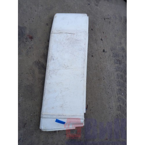 Спойлер кабины Iveco боковой верхний деф. RH (352)