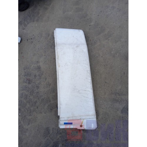 Спойлер кабины Iveco боковой верхний деф. LH (351)