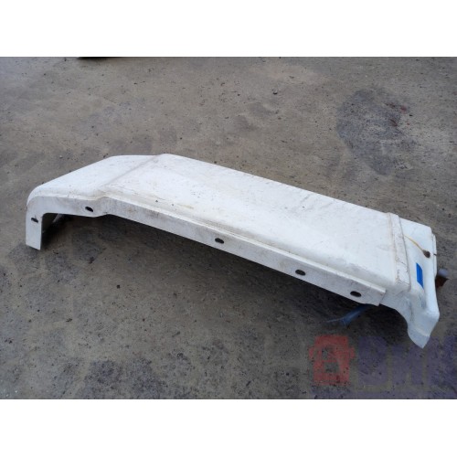 Спойлер кабины Iveco боковой верхний деф. LH (351)-4