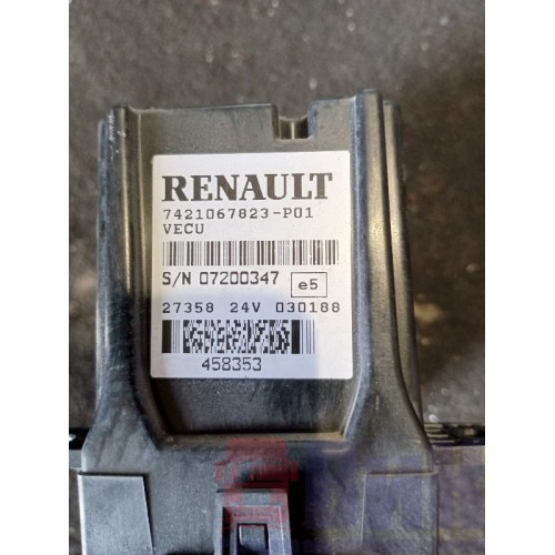 Блок VECU Renault Magnum DXI (управления авто) (633)-1