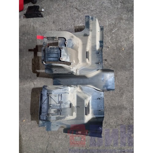 Кожух рулевой колонки MAN TGA ш.к. в.к. (431)-1