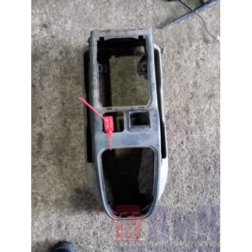 Консоль КПП MAN TGA в.к. ш.к. деф. (439)