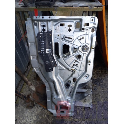 Механизм стеклоподъемника MAN TGA RH (442)-2