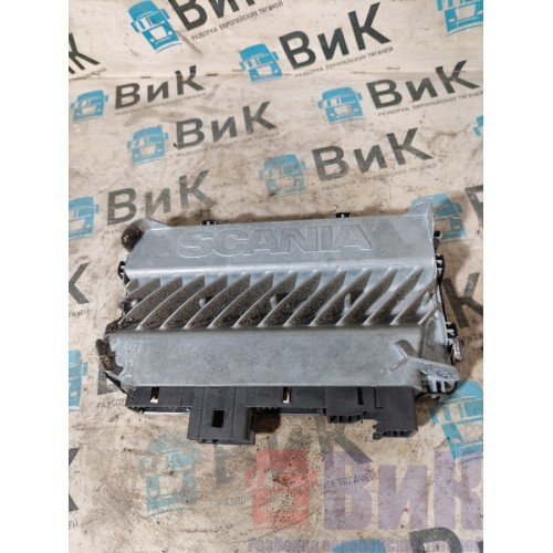 Блок управления светом Scania R400 915216 (930)-1