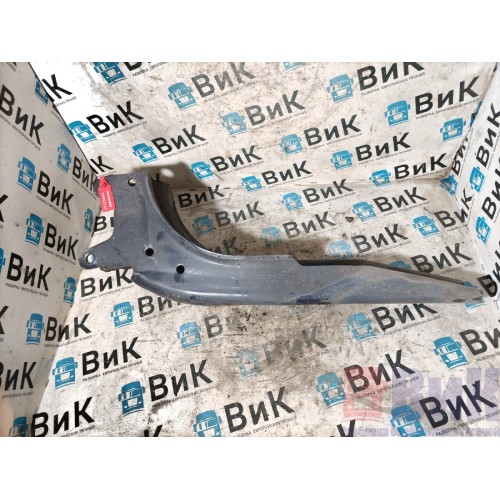 Кронштейн замка кабины Scania R400 915216 RH (694)-3