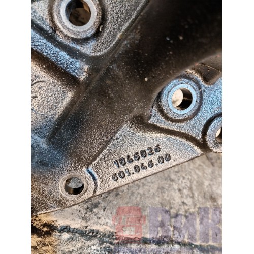 Кронштейн буксировочного пальца Scania R400 915216 (732)-2