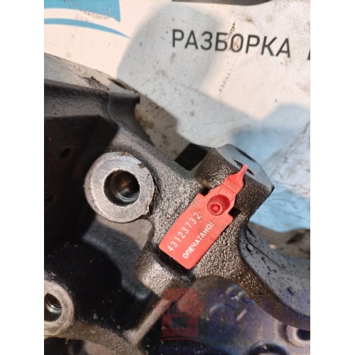 Кронштейн буксировочного пальца Scania R400 915216 (732)-1