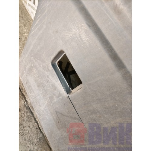 Спойлер боковой Scania R400 915216 деф. RH (685)-3