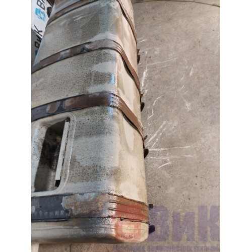 Бак топливный Volvo FH 13 103098 193*68*71 с кронш-ми и топливозаборником деф. (628)-8