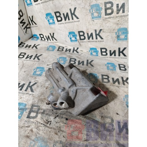 Кронштейн топливных фильтров Iveco stralis Cursor 13 (607)-3