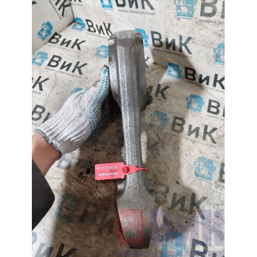 Шатун Iveco stralis Cursor 13 (464)-1