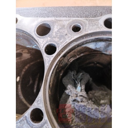 Блок цилиндров двигателя Iveco stralis Cursor 13 (603)-7