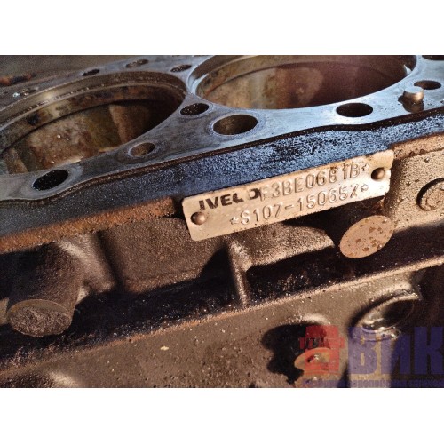 Блок цилиндров двигателя Iveco stralis Cursor 13 (603)-4