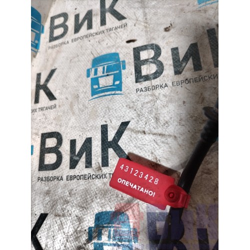 Трубка антифризная ГБЦ Scania R400 915216 DC13 PDE (428)-1