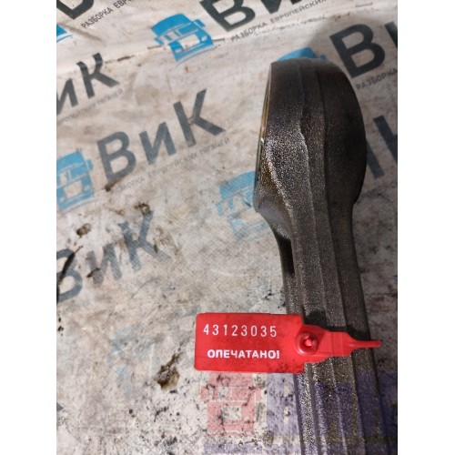 Шатун Scania 4 PDE-420 (035)-1