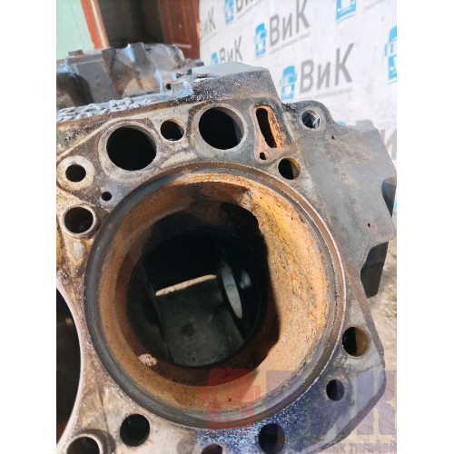 Блок цилиндров двигателя Mercedes ОМ 441 (ТНВД) (938)-10