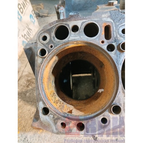 Блок цилиндров двигателя Mercedes ОМ 441 (ТНВД) (938)-4